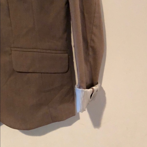 Tweed jacket. - Picture 3 of 5